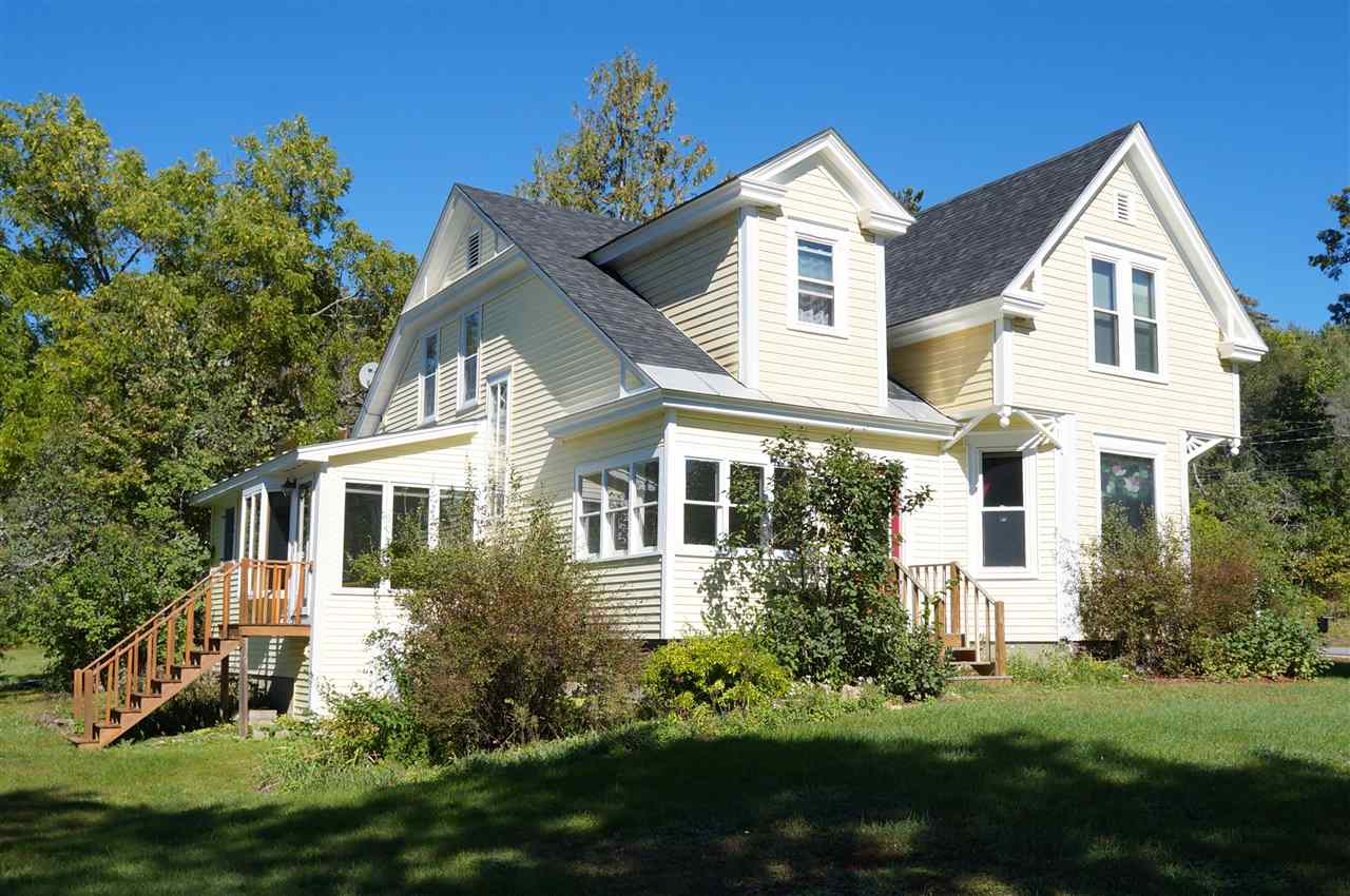 185 Goboro Road Epsom, NH 03234 - Photo 2 of 40
