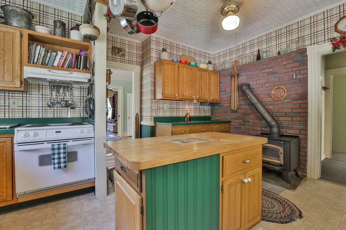 185 Goboro Road Epsom, NH 03234 - Photo 17 of 40