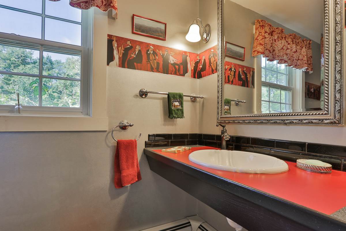 185 Goboro Road Epsom, NH 03234 - Photo 19 of 40