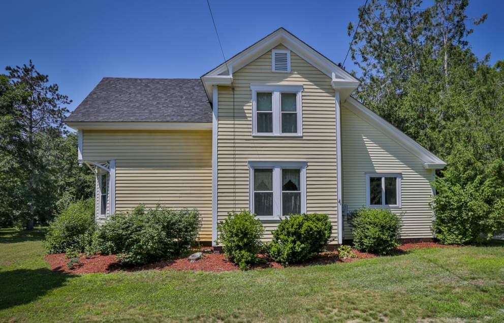 185 Goboro Road Epsom, NH 03234 - Photo 3 of 40