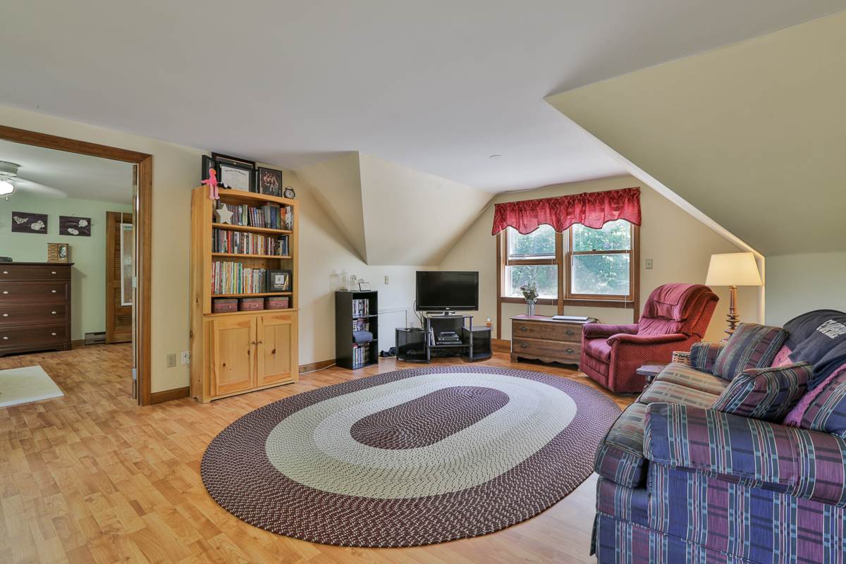 185 Goboro Road Epsom, NH 03234 - Photo 27 of 40