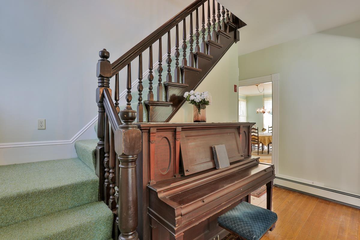 185 Goboro Road Epsom, NH 03234 - Photo 7 of 40