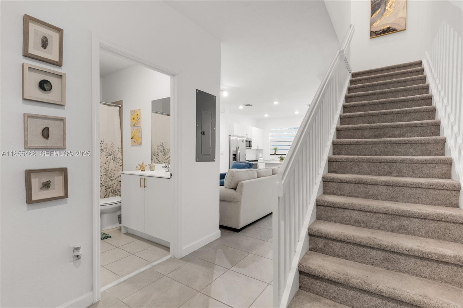 13315 Southwest 285th Street Homestead, FL 33033 - Photo 6 of 31 a view of entryway and hall