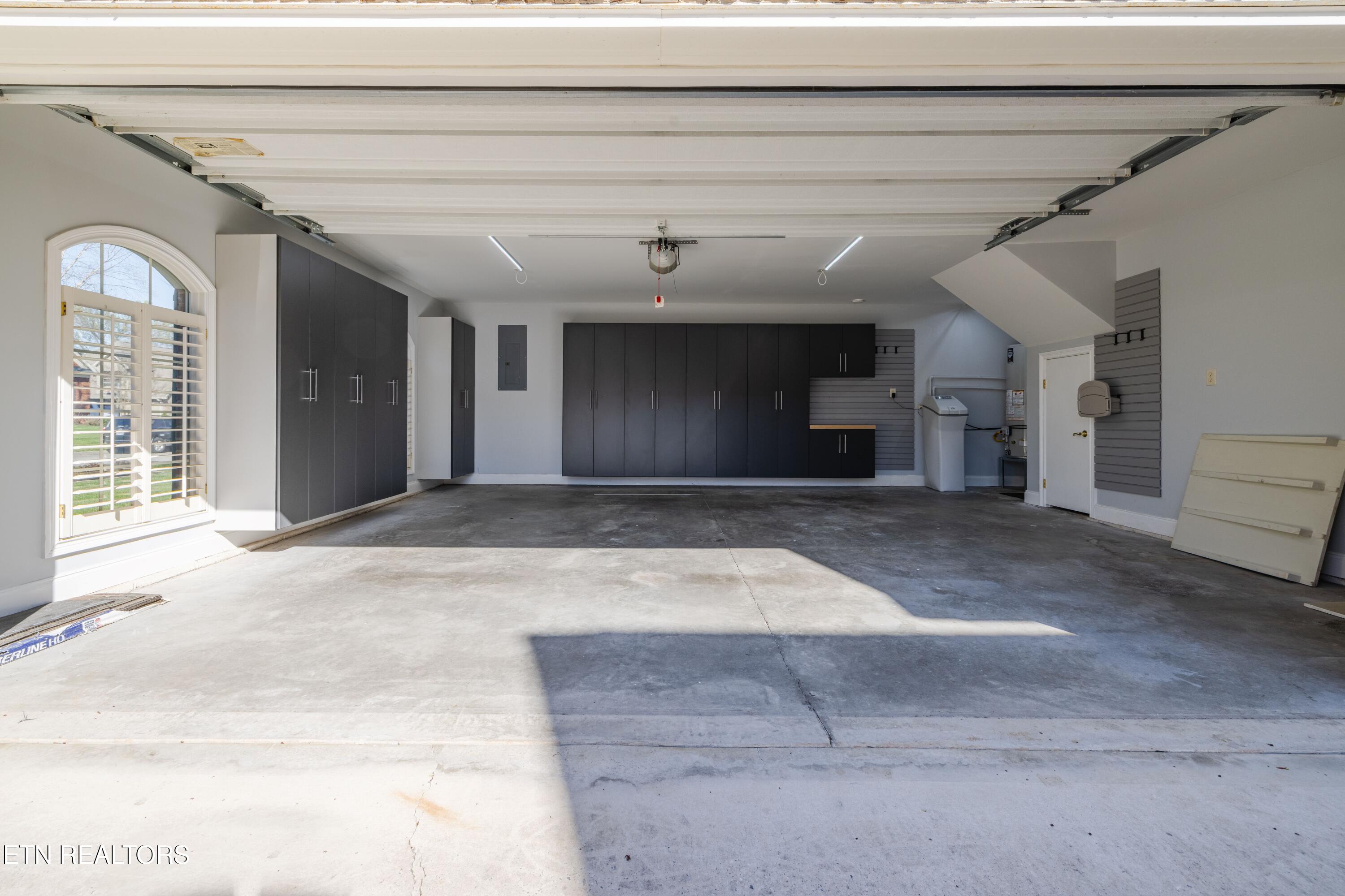 218 Shadowfax Road Knoxville, TN 37934 - Photo 36 of 39 218 Shadowfax