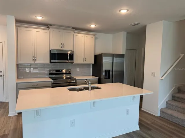 $2,600 | 362 Thompson Village Avenue, Apopka, FL 32703