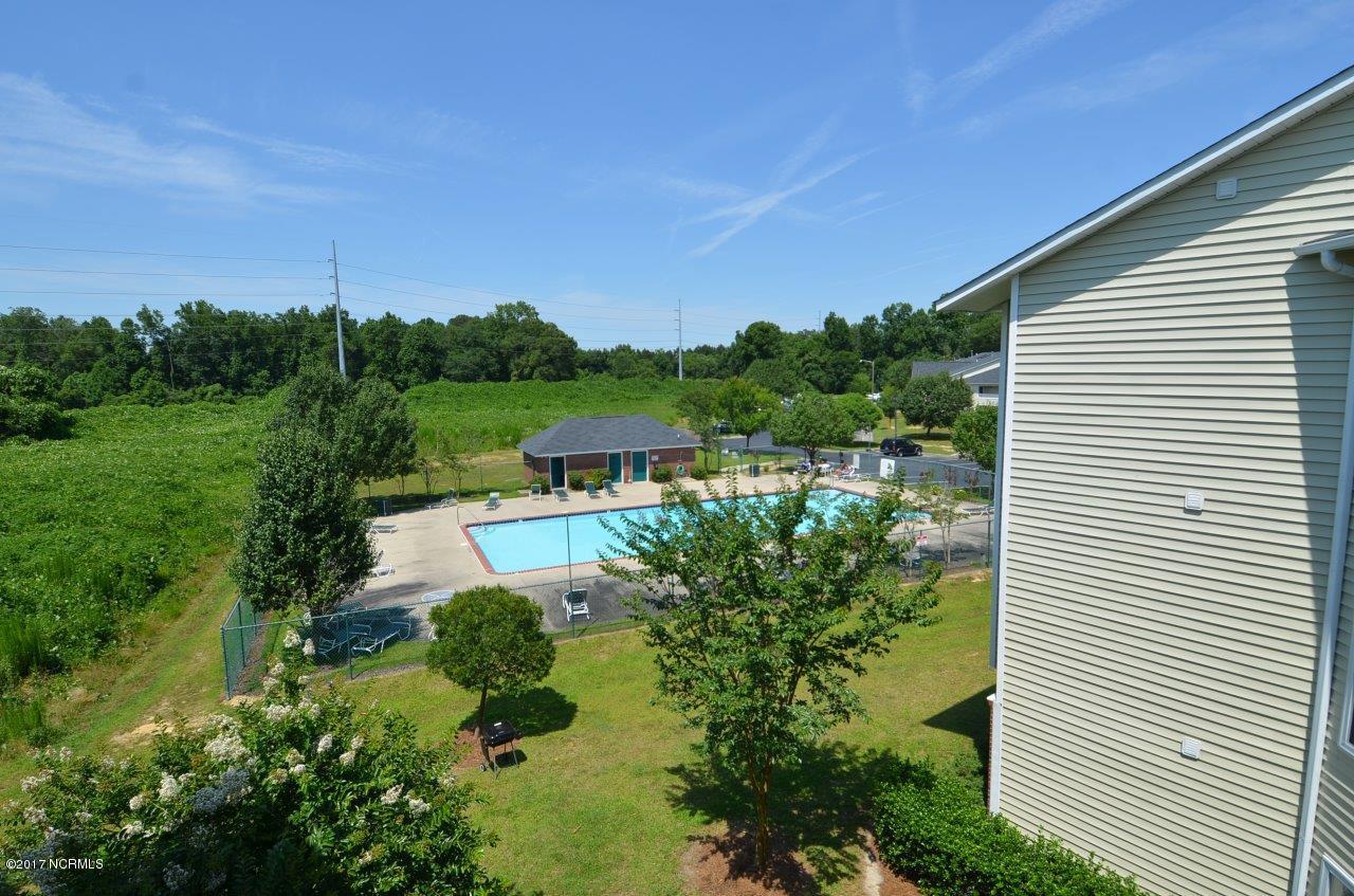 531 Spring Forest Road, Unit L Greenville, NC 27834 - Photo 2 of 10 DSC_2710