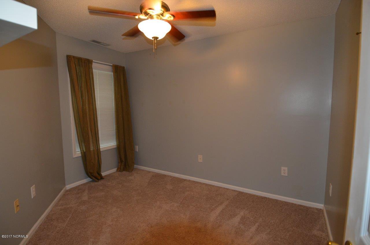 531 Spring Forest Road, Unit L Greenville, NC 27834 - Photo 6 of 10 DSC_3125