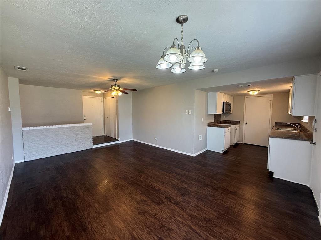 6335 Bellbrook Drive Dallas, TX 75217 - Photo 8 of 18