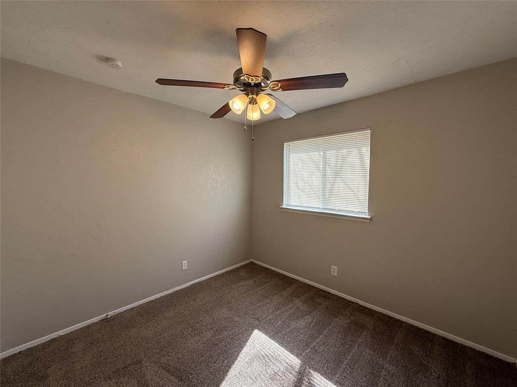 6335 Bellbrook Drive Dallas, TX 75217 - Photo 10 of 18