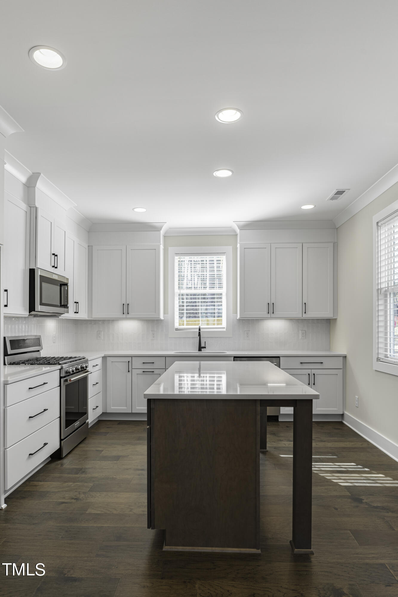 940 Double Helix Road Apex, NC 27523 - Photo 4 of 24 Wimberly kitchen end unit