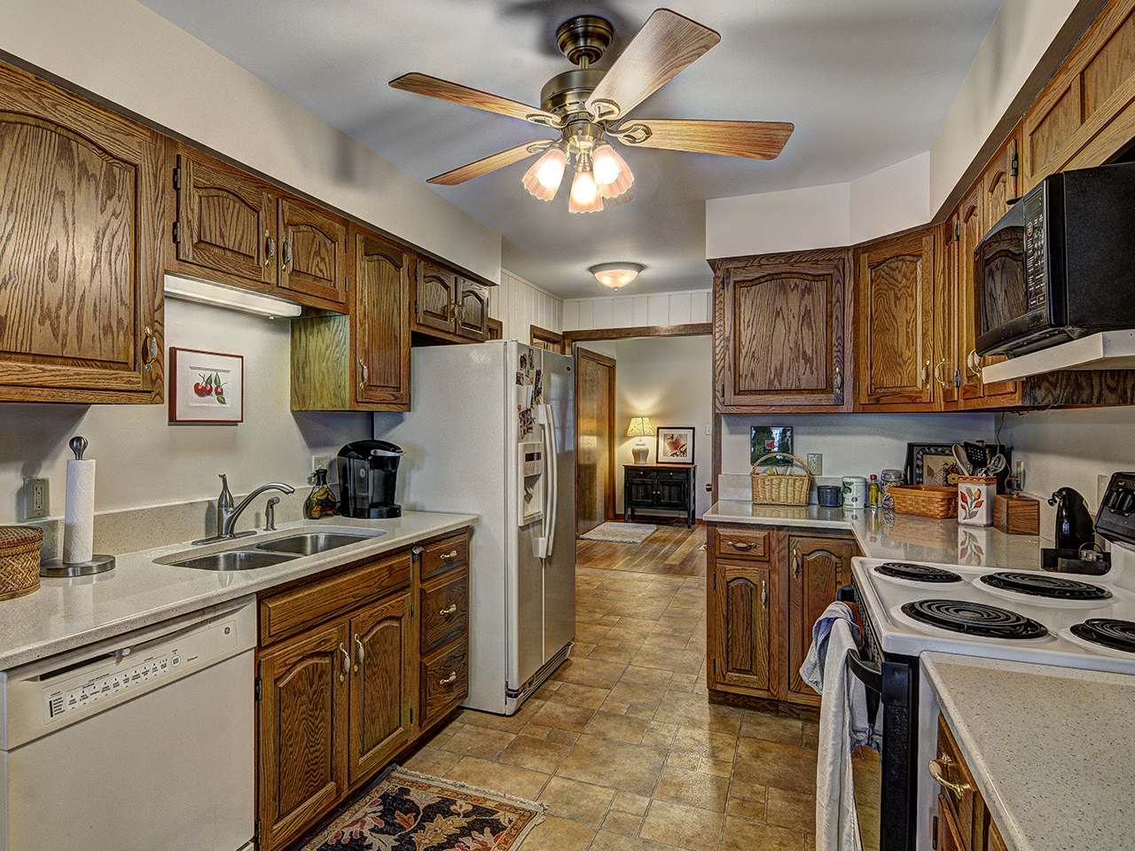 10173 Lower Kaubashine Road Hazelhurst, WI 54531 - Photo 4 of 40 Gallery Image 4