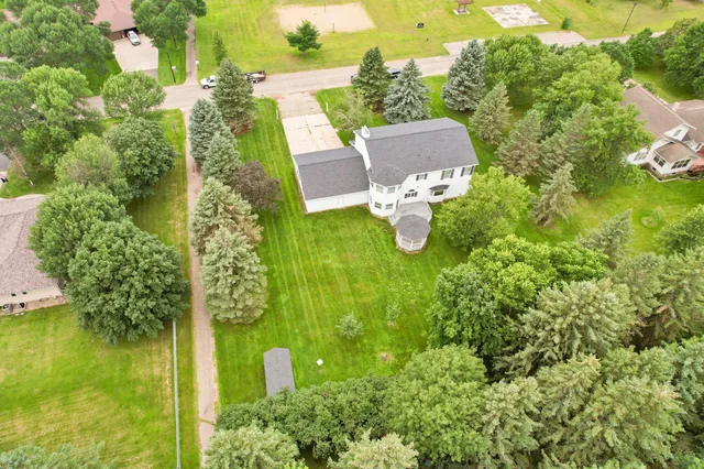 $539,000 | 604 Pine Needle Drive, Perham, MN 56573