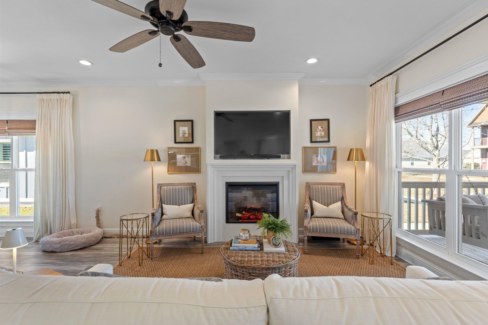 923 Periwinkle Lane Foley, AL 36535 - Photo 10 of 52 Living Room