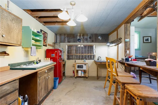 $335,000 | 4430 Aspen Avenue, Las Vegas, NV 89124