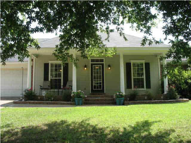 Welcome to 215 Clark farms rd Madison,Ms