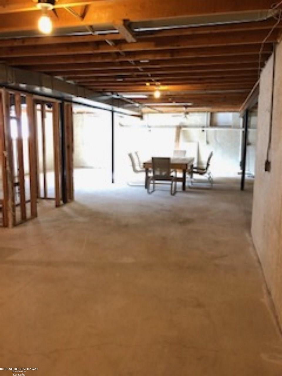 14761 Koehn Road Capac, MI 48014 - Photo 19 of 24 50032118-18.JPG