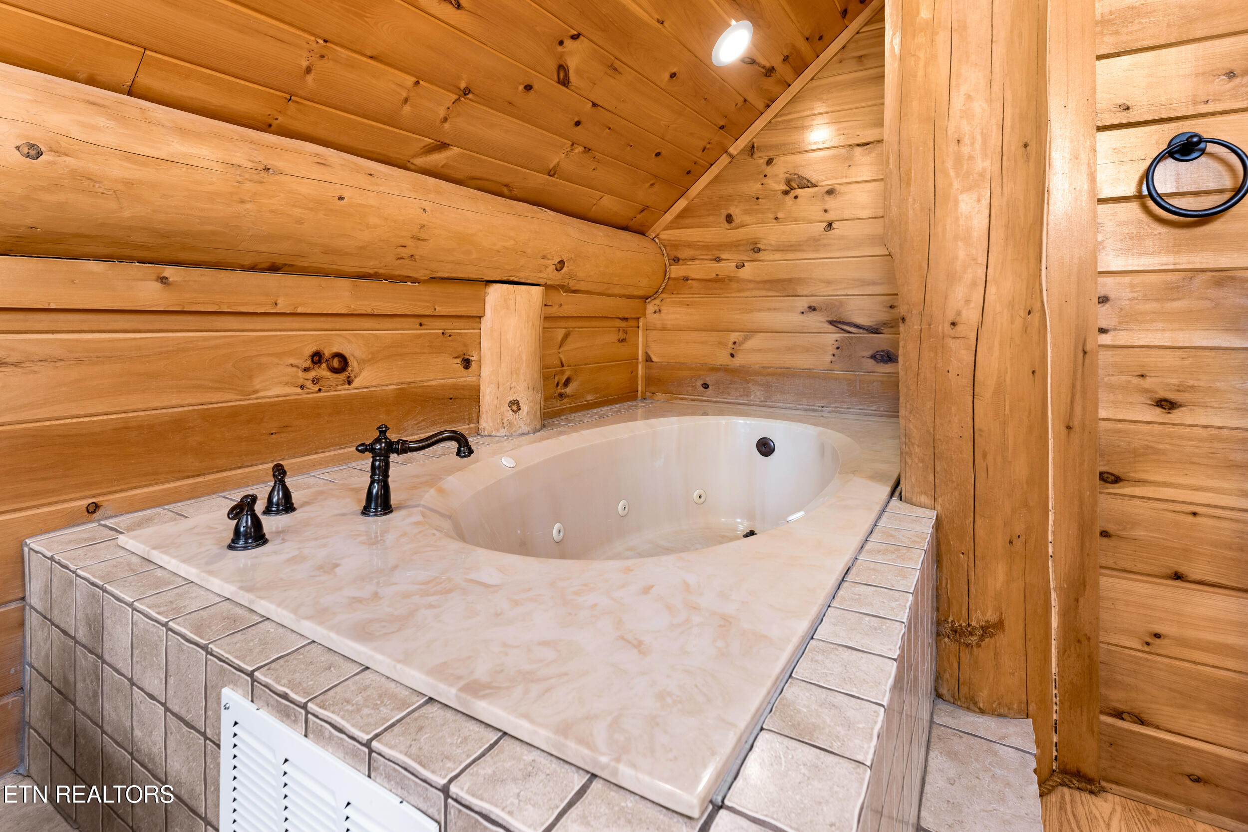438 Coyote Road Gatlinburg, TN 37738 - Photo 18 of 47 438 coyote road-18