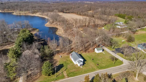 $328,000 | 13060 Broadway Road, Three Rivers, MI 49093