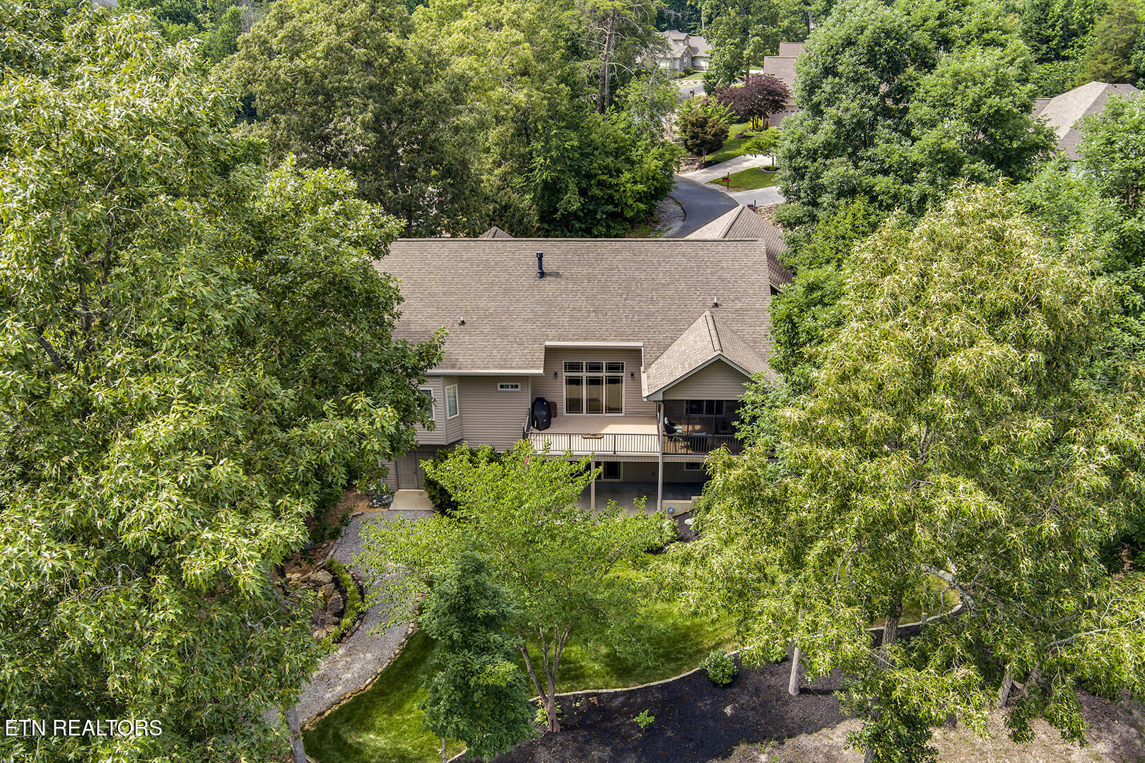 118 Daleyuhski Way Loudon, TN 37774 - Photo 50 of 60 50_118 Daleyuhski Trace_BackElevated