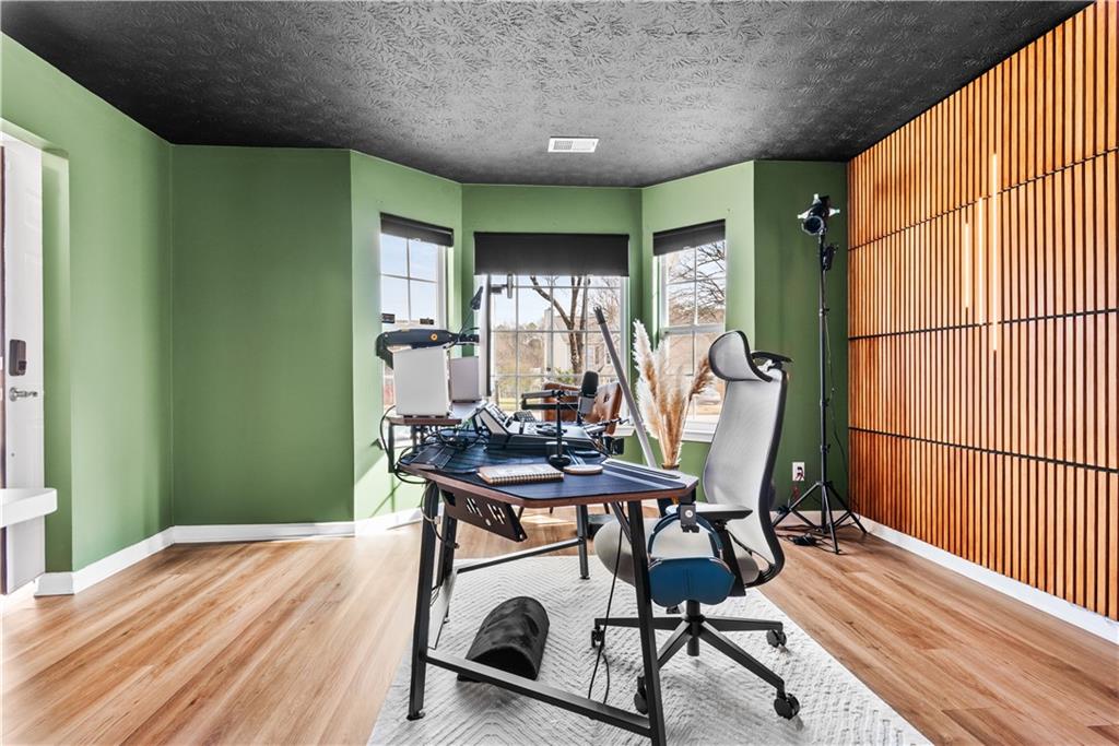 2485 Field Spring Drive Lithonia, GA 30058 - Photo 6 of 37