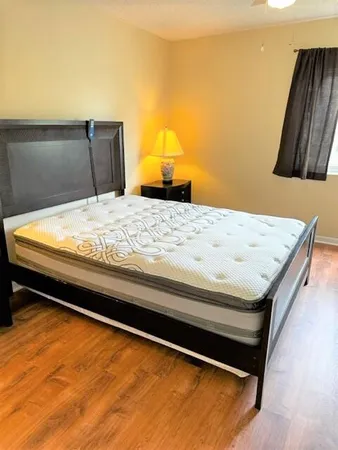 $175,000 | 441 Pine Glen Lane, Unit D2, Greenacres, FL 33463