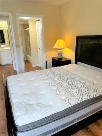 $175,000 | 441 Pine Glen Lane, Unit D2, Greenacres, FL 33463