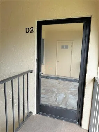 $175,000 | 441 Pine Glen Lane, Unit D2, Greenacres, FL 33463