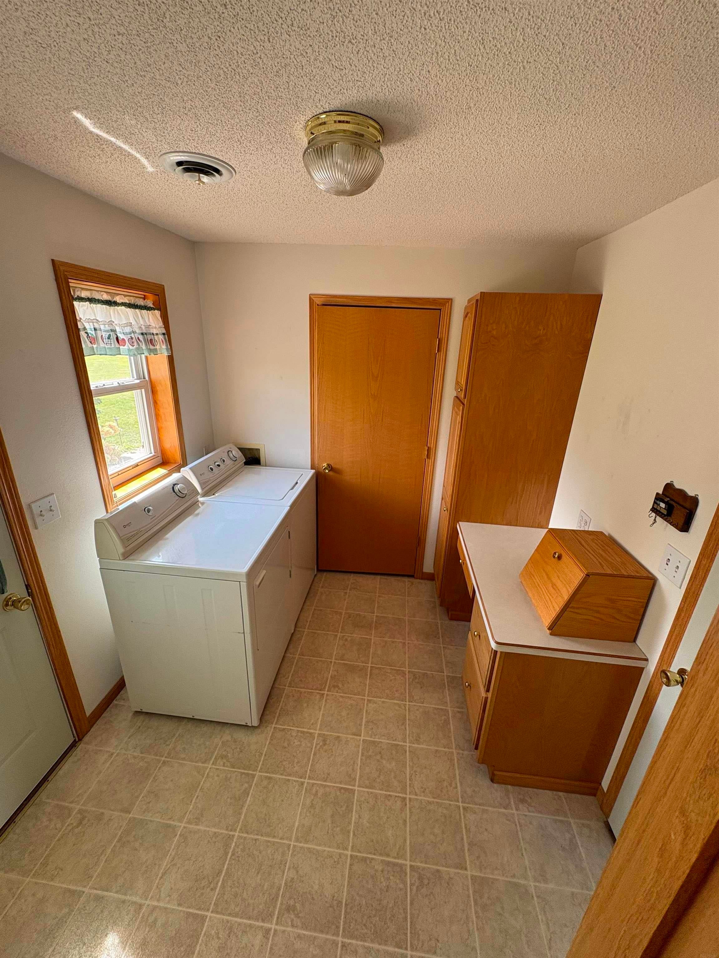 205 East Ridge Street Readlyn, IA 50668 - Photo 12 of 18 Gallery Image 12