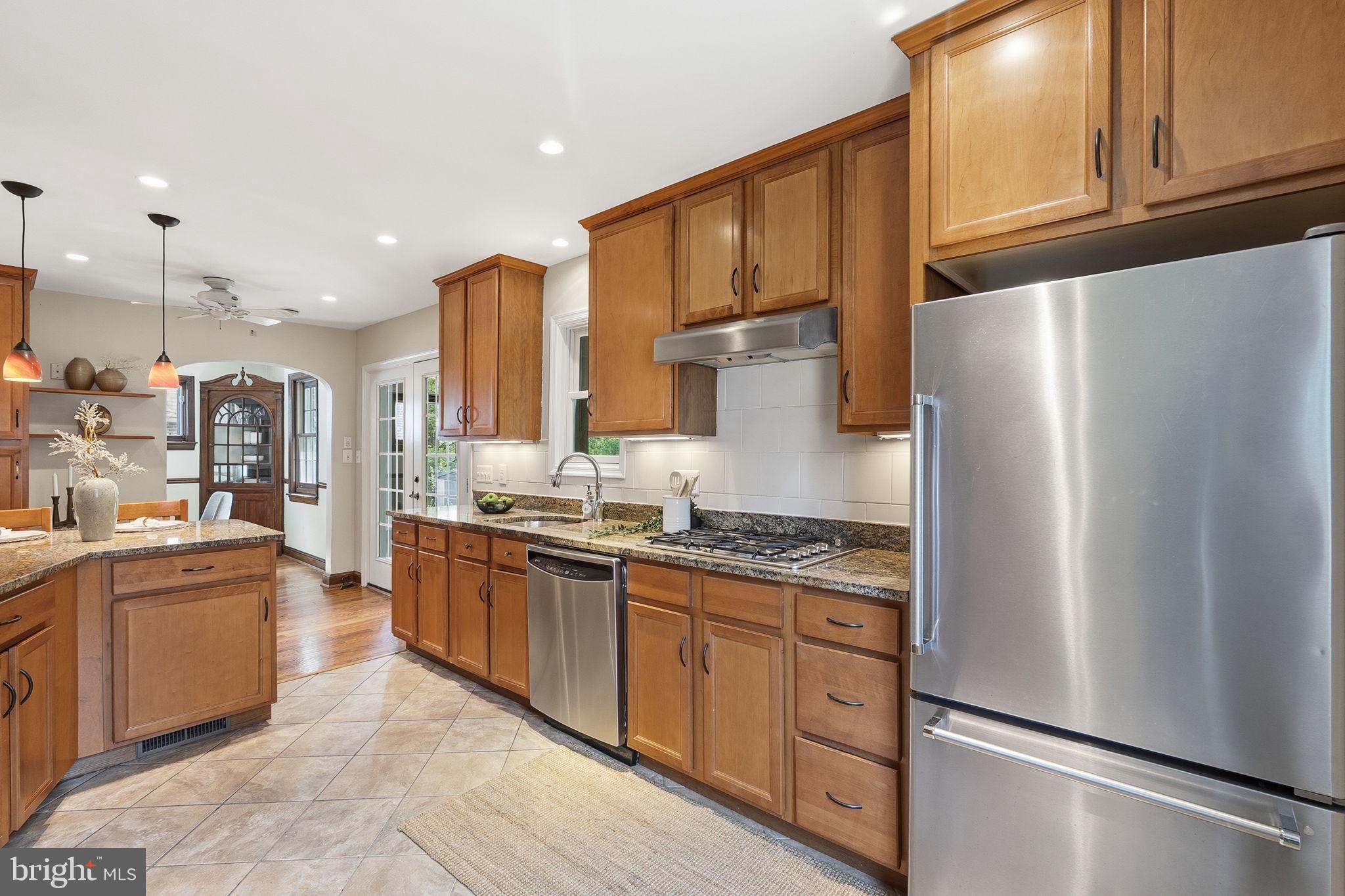 9504 Riley Road Silver Spring, MD 20910 - Photo 6 of 26 Warm and inviting kitchen space.