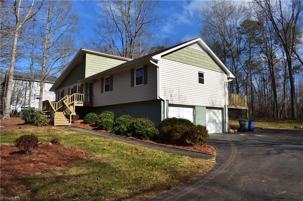 5147 Cobblestone Road Winston-Salem, NC 27106 - Photo 3 of 40 Gallery Image 3