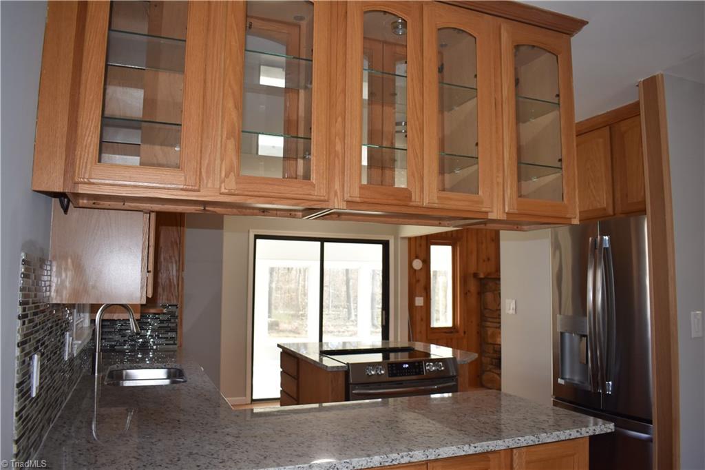 5147 Cobblestone Road Winston-Salem, NC 27106 - Photo 5 of 40 Gallery Image 5
