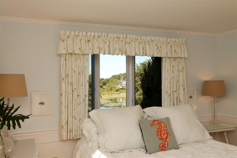 123 Strong Island Road Chatham, MA 02633 - Photo 13 of 34 a bedroom with a bed and a large window