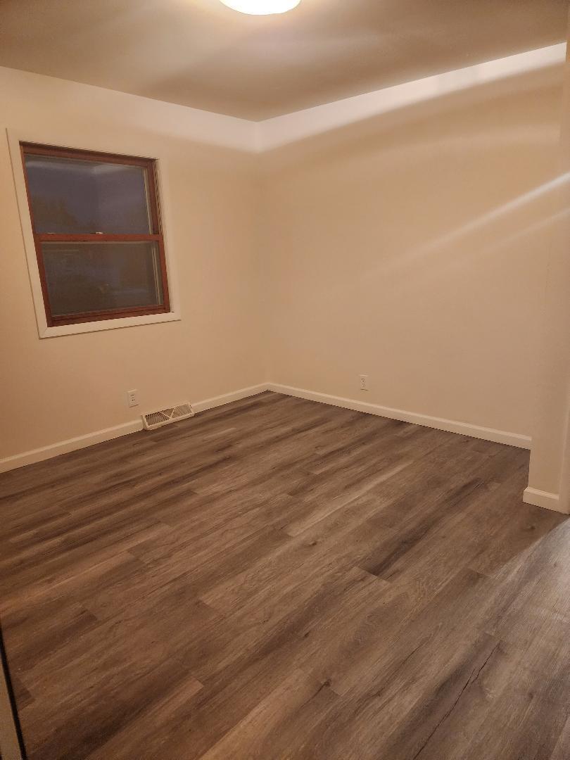 725 Sydney Drive Racine, WI 53402 - Photo 11 of 22 725 p11