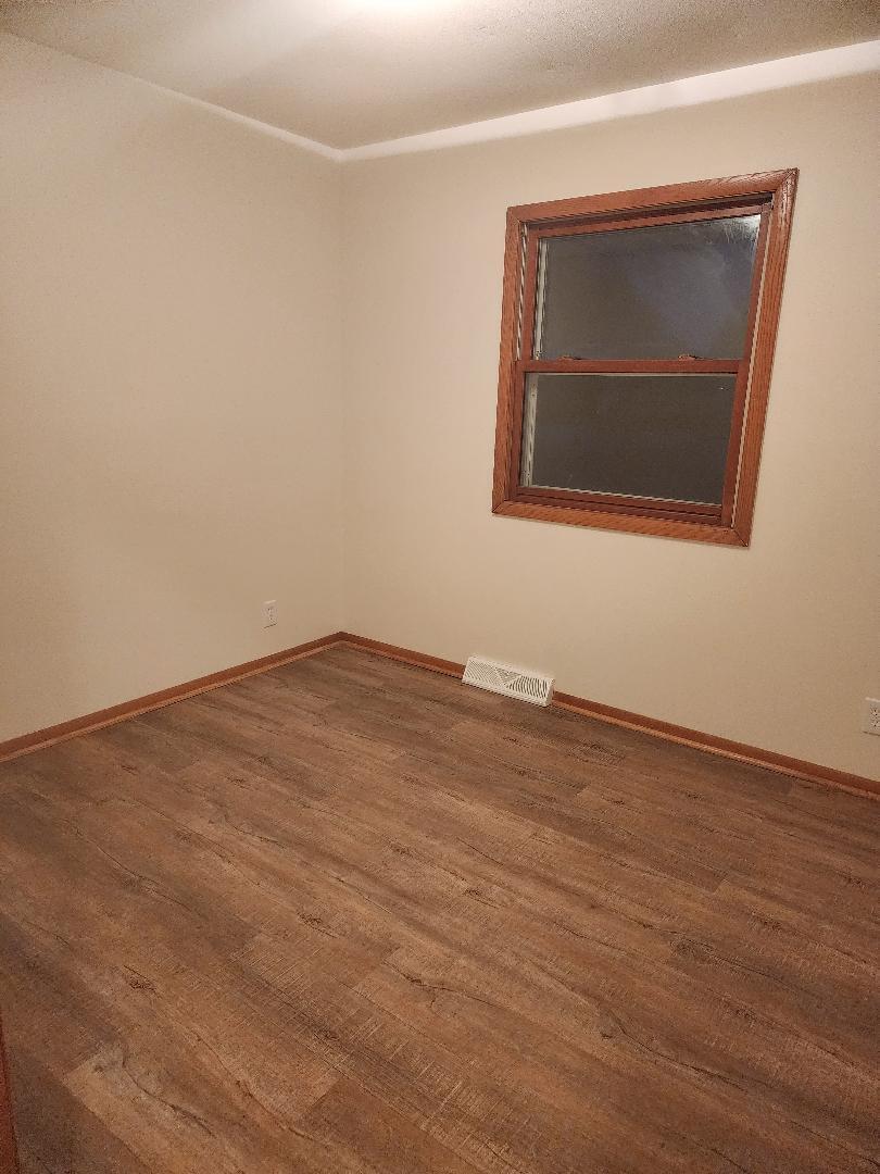 725 Sydney Drive Racine, WI 53402 - Photo 12 of 22 725 p12