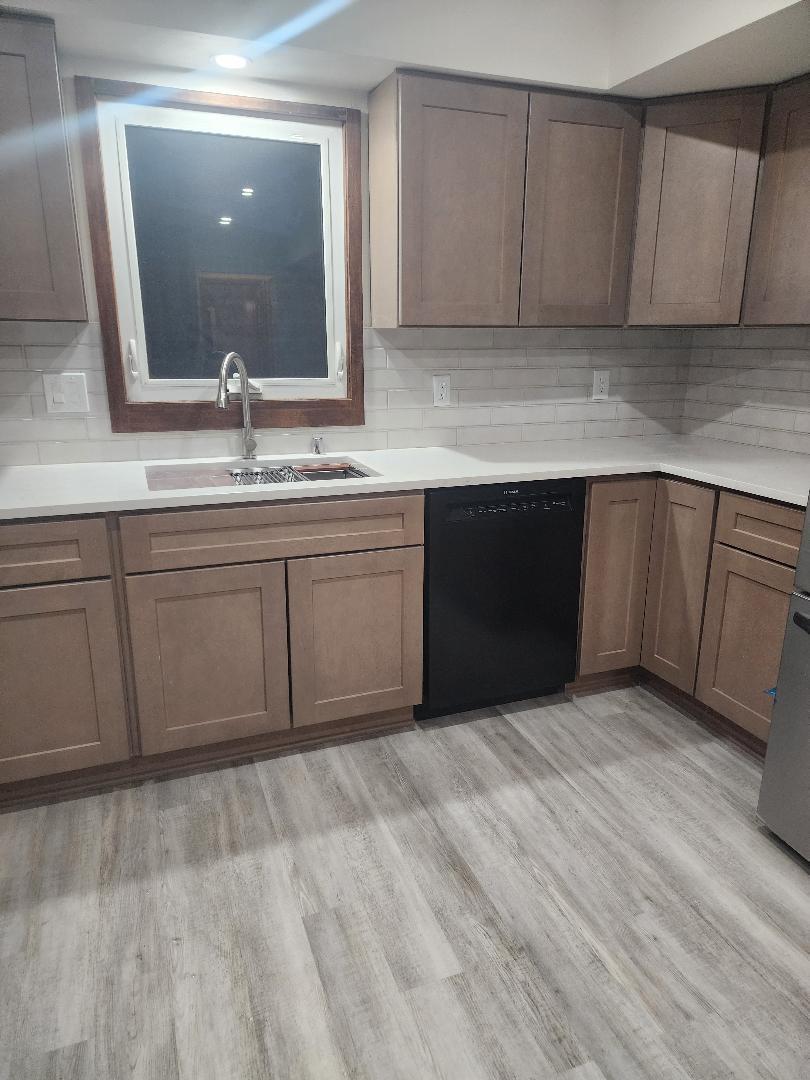 725 Sydney Drive Racine, WI 53402 - Photo 3 of 22 725 p3