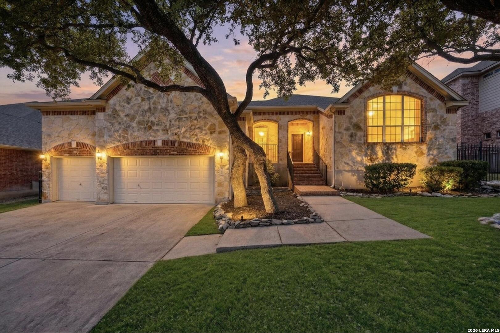 13135 Spring Run Helotes, TX 78023 - Photo 1 of 39