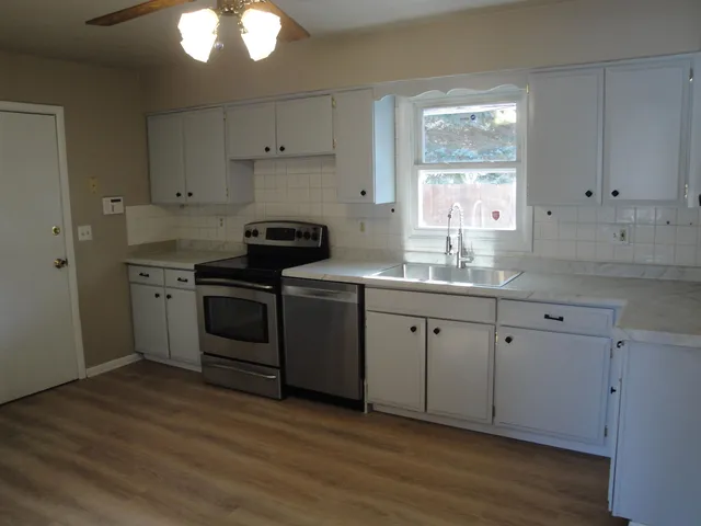 $199,900 | 1301 Juniper Lane, Machesney Park, IL 61115