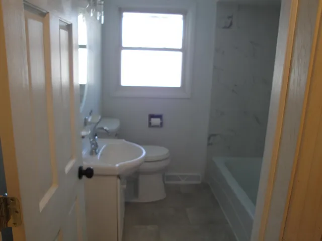 $199,900 | 1301 Juniper Lane, Machesney Park, IL 61115