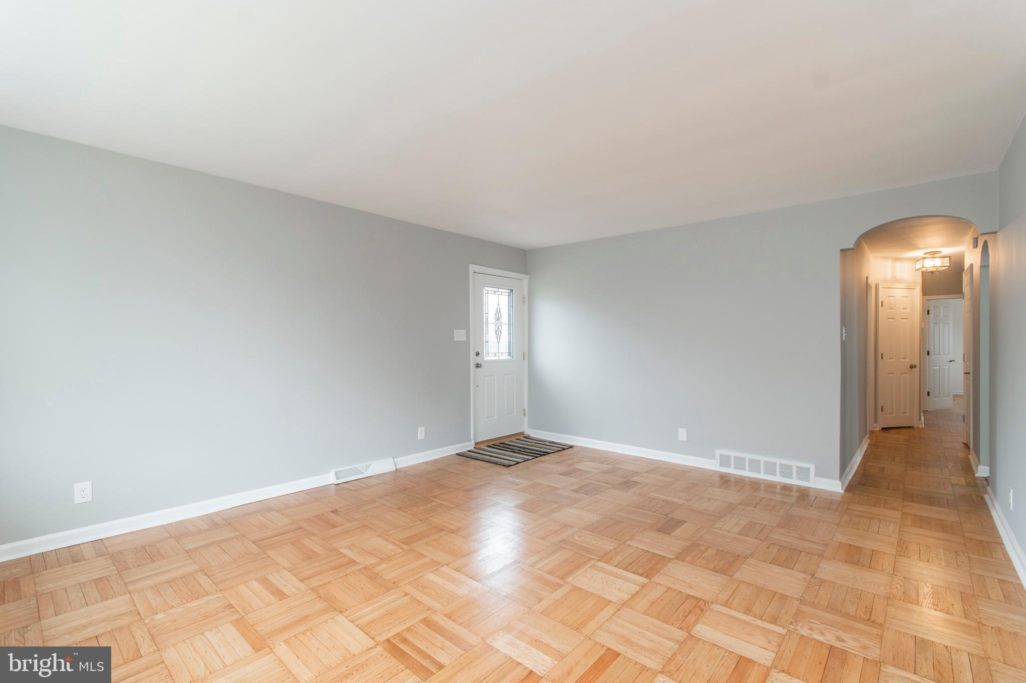 8105 Rugby Street Philadelphia, PA 19150 - Photo 3 of 25 Living Room