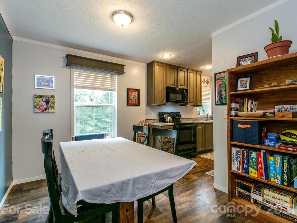 93 Church Road Fairview, NC 28730 - Photo 14 of 34 Gallery Image 14