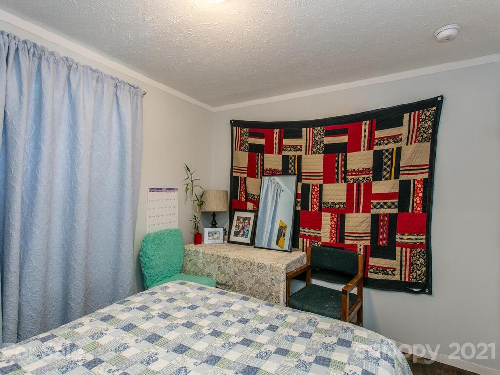 93 Church Road Fairview, NC 28730 - Photo 21 of 34 Gallery Image 21