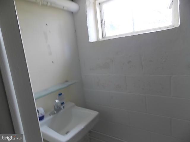 3002 Fairview Road Baltimore, MD 21207 - Photo 20 of 21 Bath