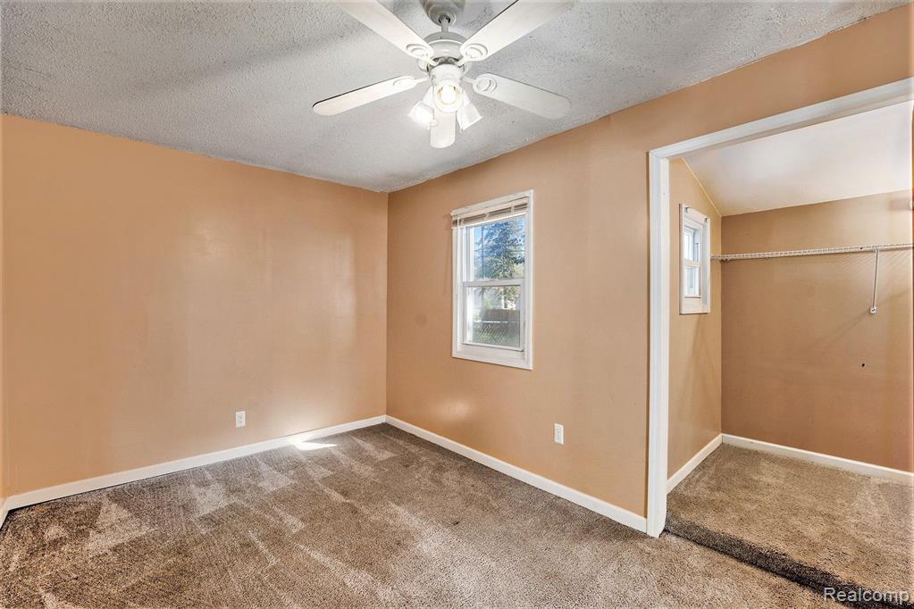 3067 South Adams Road Rochester, MI 48309 - Photo 11 of 33