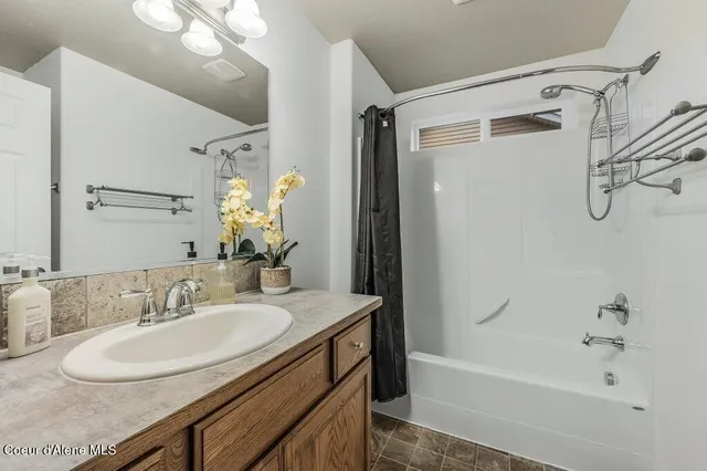 $674,900 | 934 West Walson Court, Post Falls, ID 83854