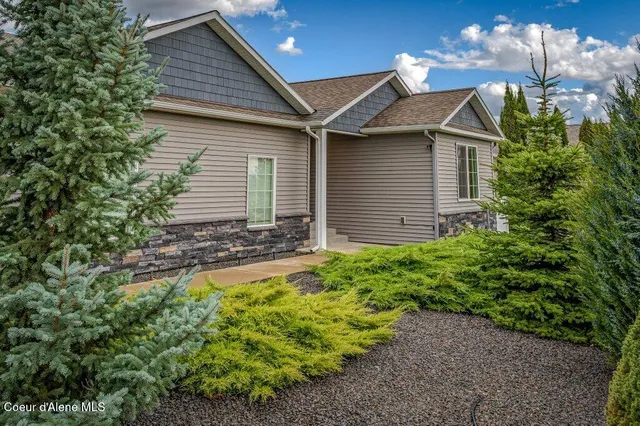 $674,900 | 934 West Walson Court, Post Falls, ID 83854