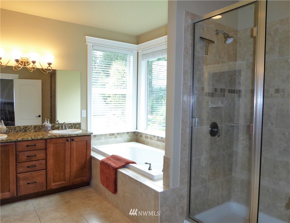 8911 Fox Ridge Lane Southeast Olympia, WA 98513 - Photo 14 of 25 Gallery Image 14