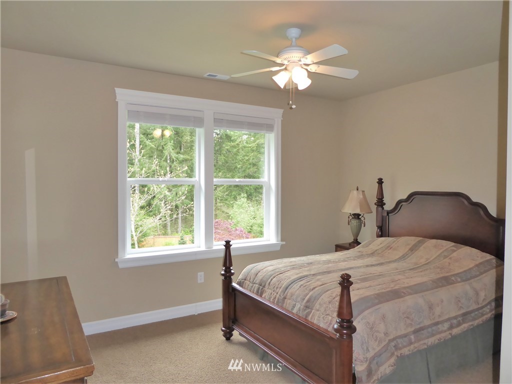 8911 Fox Ridge Lane Southeast Olympia, WA 98513 - Photo 17 of 25 Gallery Image 17