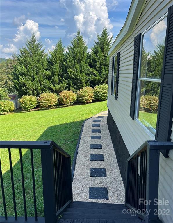 195 Hampton Ridge Drive, Unit 15 Marion, NC 28752 - Photo 35 of 36 Gallery Image 35