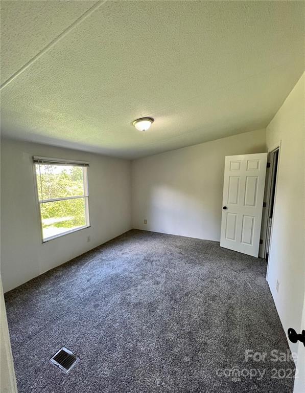 195 Hampton Ridge Drive, Unit 15 Marion, NC 28752 - Photo 8 of 36 Gallery Image 8