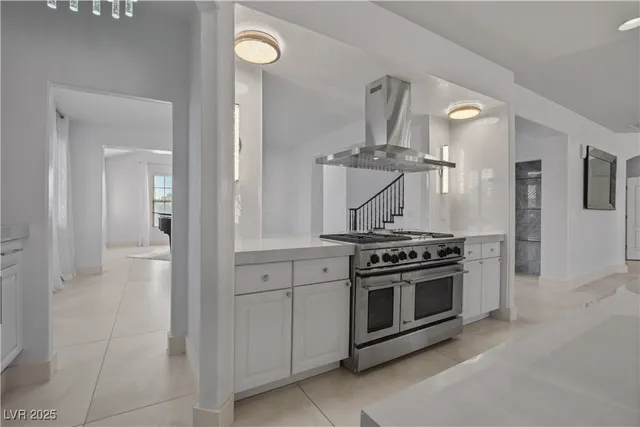 $1,150,000 | 7324 White Bloom Avenue, Las Vegas, NV 89117